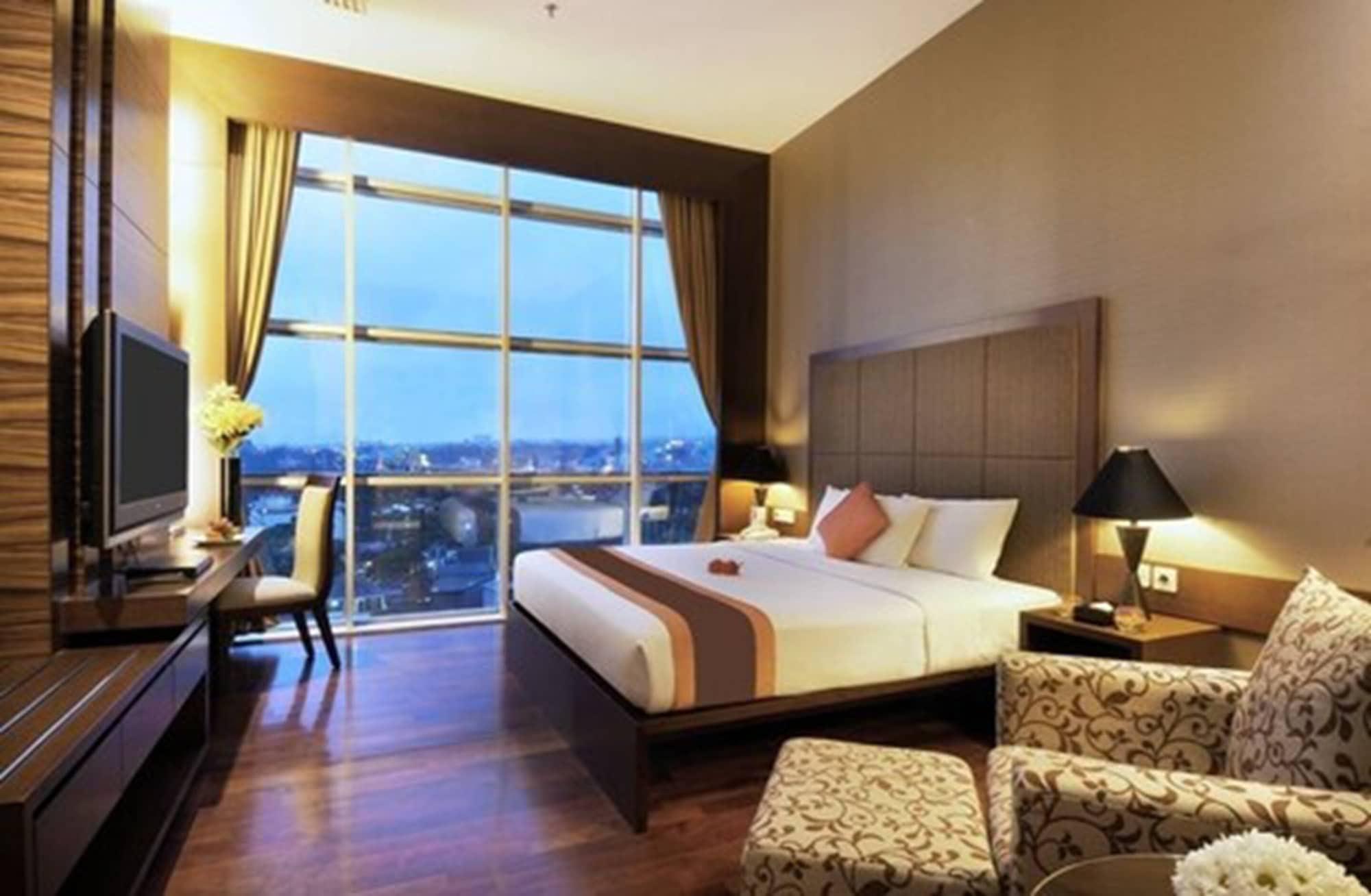 The Luxton Bandung Hotel Ngoại thất bức ảnh